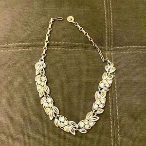 *Final Price* Lisner Silver Necklace Vintage Leaf Inspired Stamped